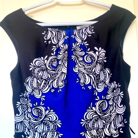 Print cap sleeve knee length dress size 2 - Picture 2 of 3